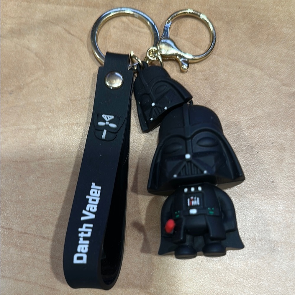 Star Wars Darth Vader silicone keychain - Picture 1 of 1
